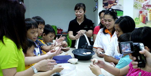 Cooking Demo by Thermomix Junior Chefs